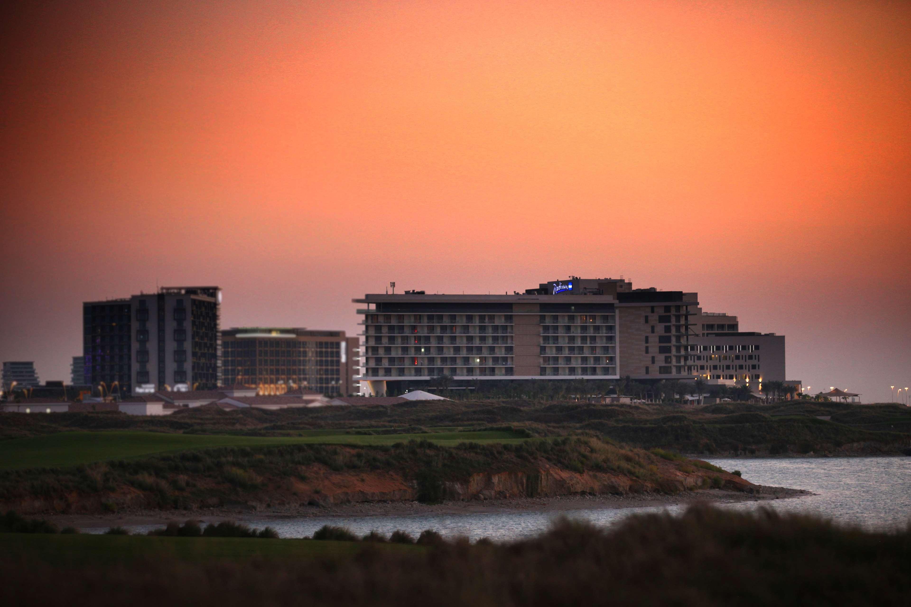 Radisson Blu Hotel, Abu Dhabi Yas Island Zewnętrze zdjęcie